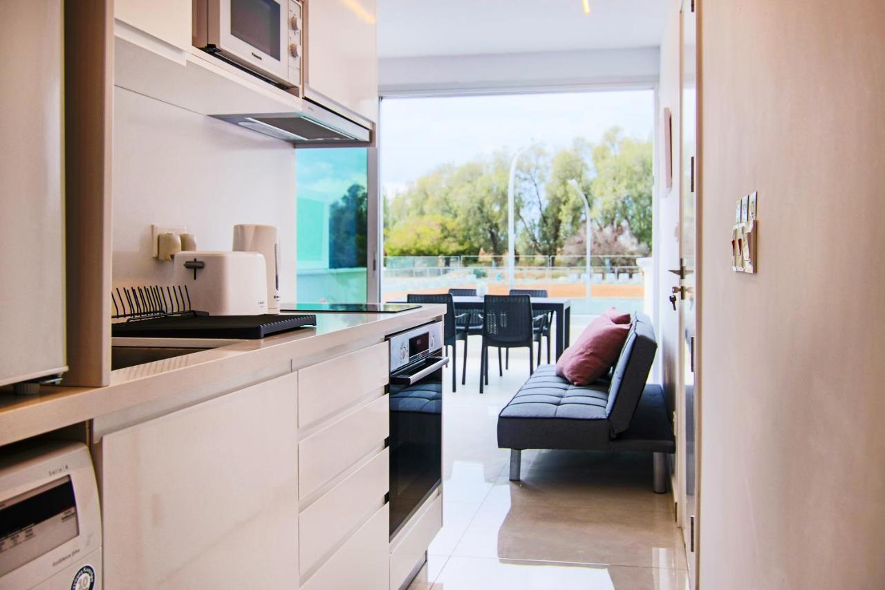 파포스 Phaedrus Living - Seaside Luxury Flat Harbour 109 아파트 외부 사진