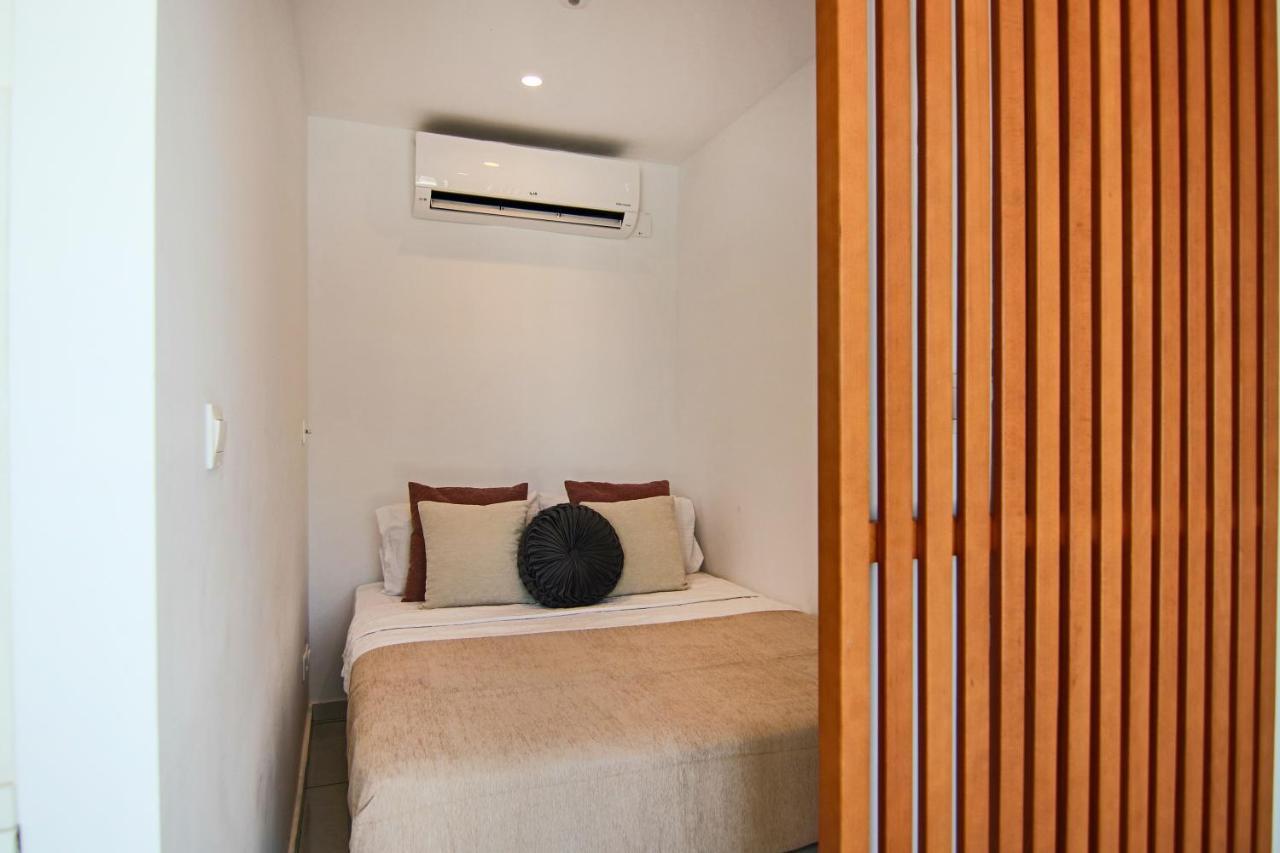 파포스 Phaedrus Living - Seaside Luxury Flat Harbour 109 아파트 외부 사진