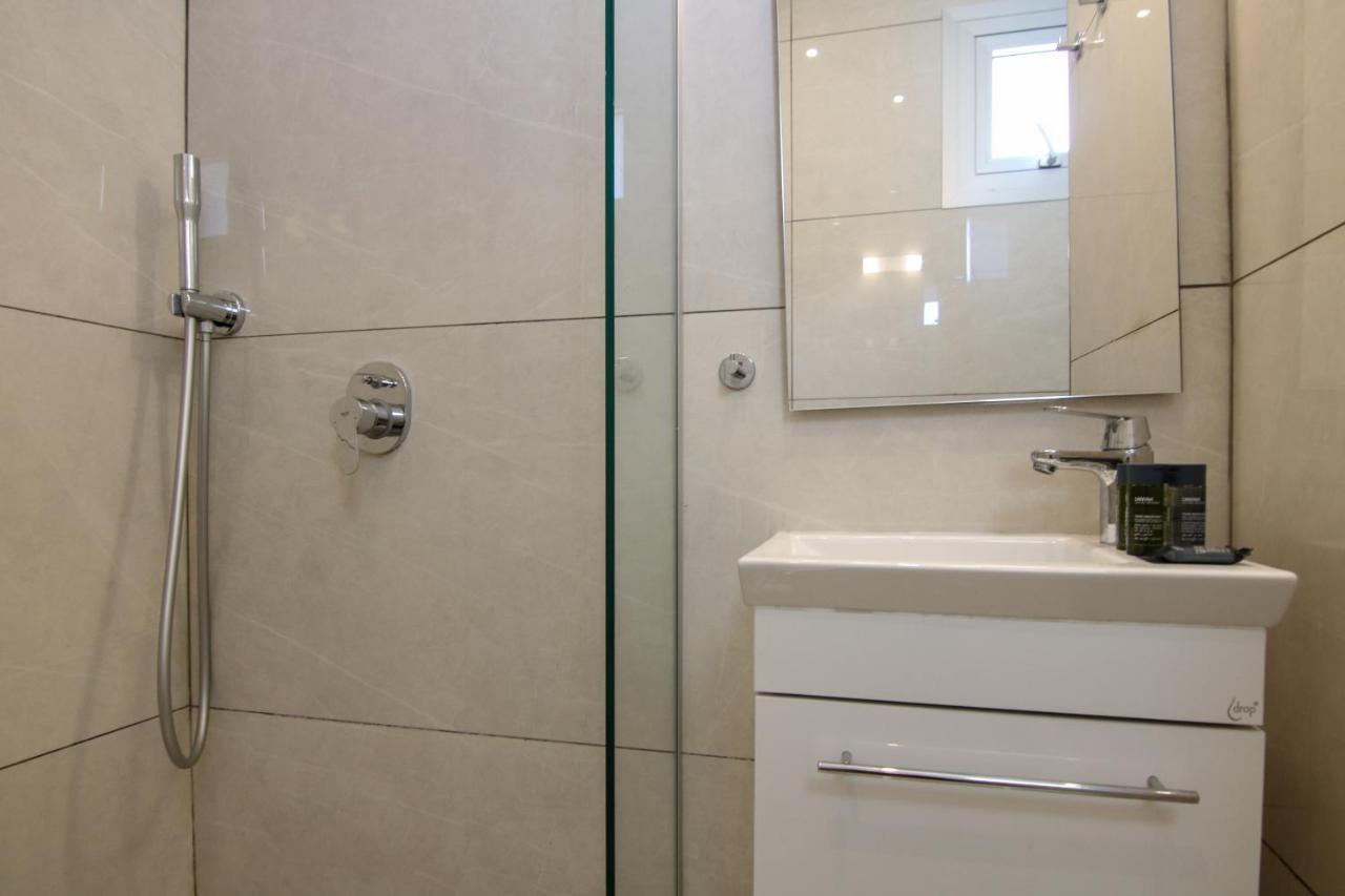 파포스 Phaedrus Living - Seaside Luxury Flat Harbour 109 아파트 외부 사진