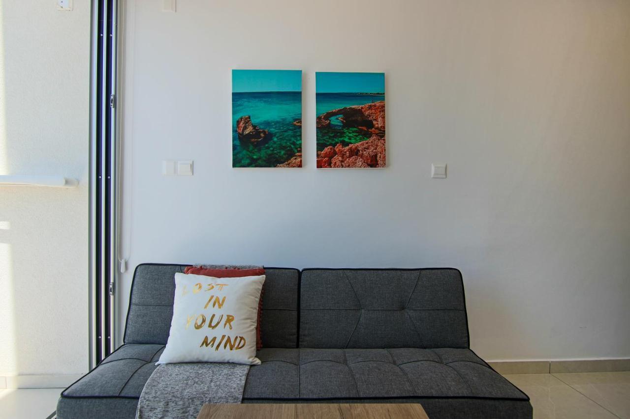 파포스 Phaedrus Living - Seaside Luxury Flat Harbour 109 아파트 외부 사진